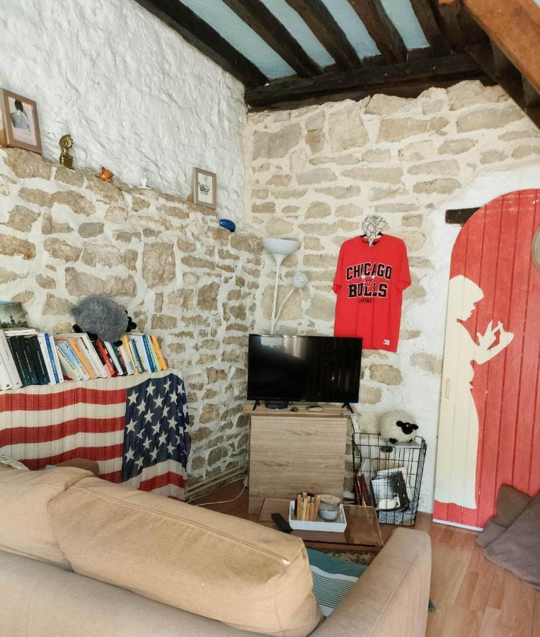 Le Cloitre Apartment Dole Bagian luar foto